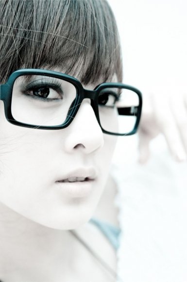 ‘DB真人’张根硕粉丝炮轰欧弟眼线装 激起微薄骂战(图1) dg真人游戏官网